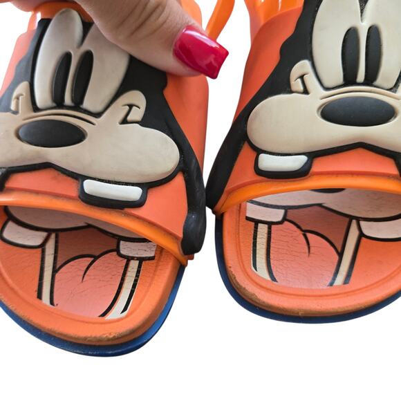 Mini Melissa x Disney Goofy Orange Rubber Sandals Size: 10 - Picture 3 of 5